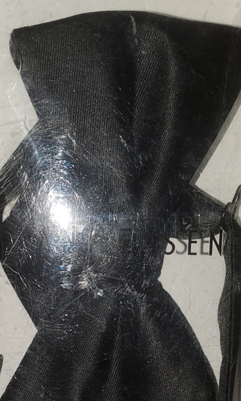 Tuxedo/Formal Accessory - Picture 2 of 4